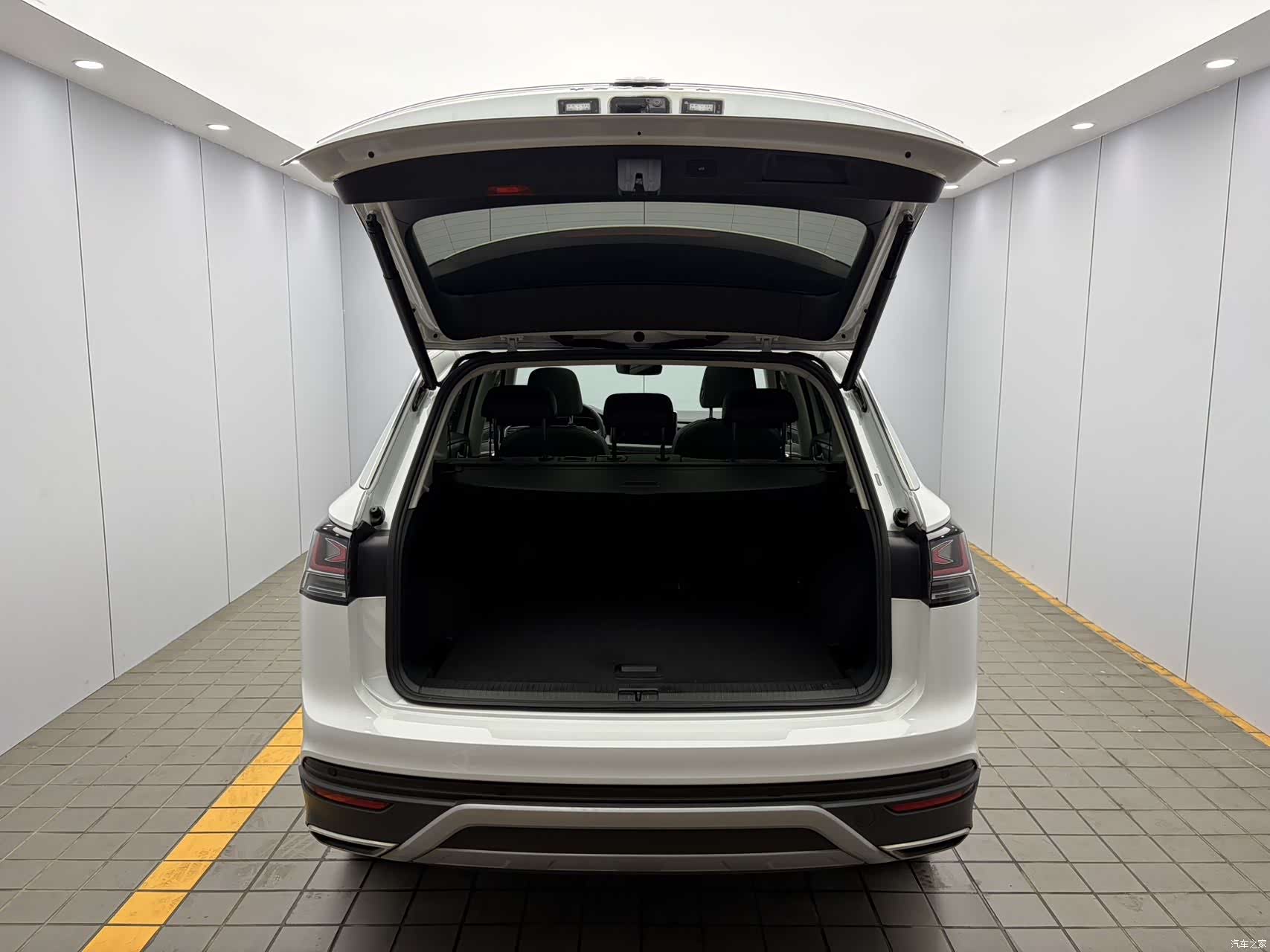 Volkswagen Tayron, 2023 19