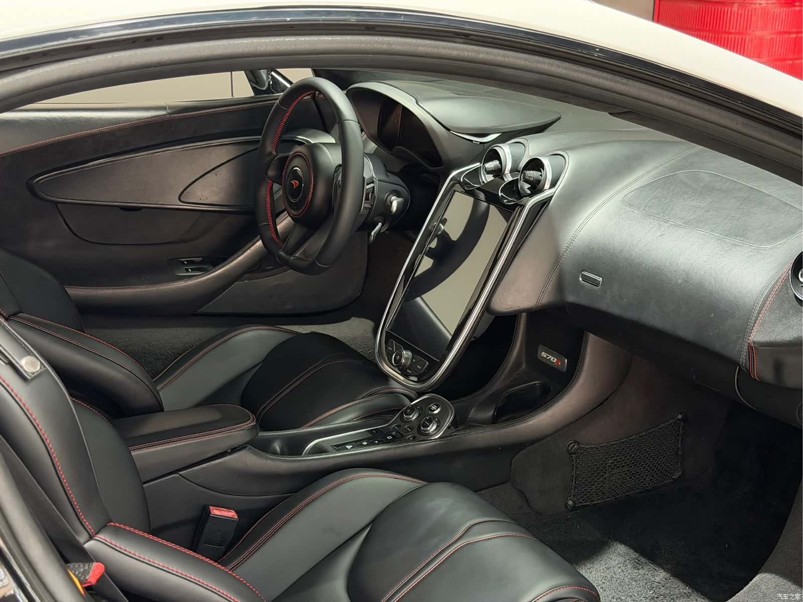 McLaren 570, 2016 14