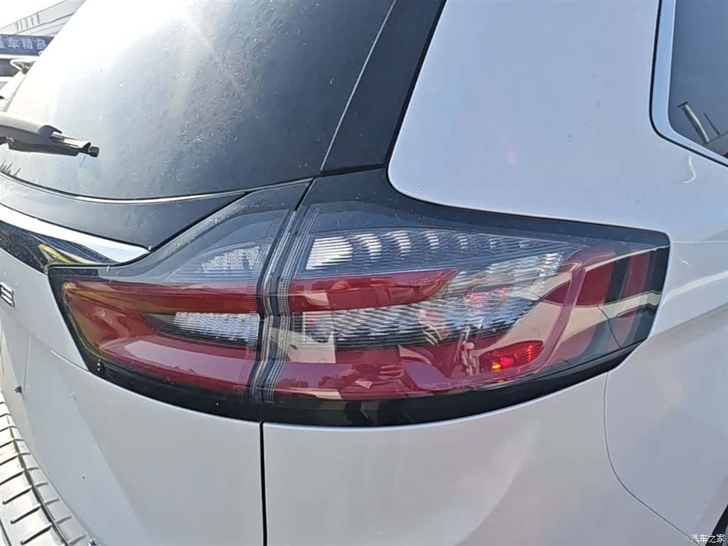 Ford Edge, 2021 8