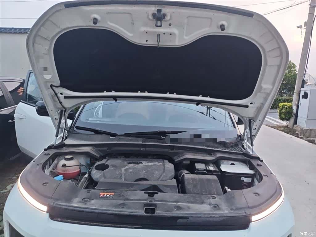 Geely Icon, 2022 11