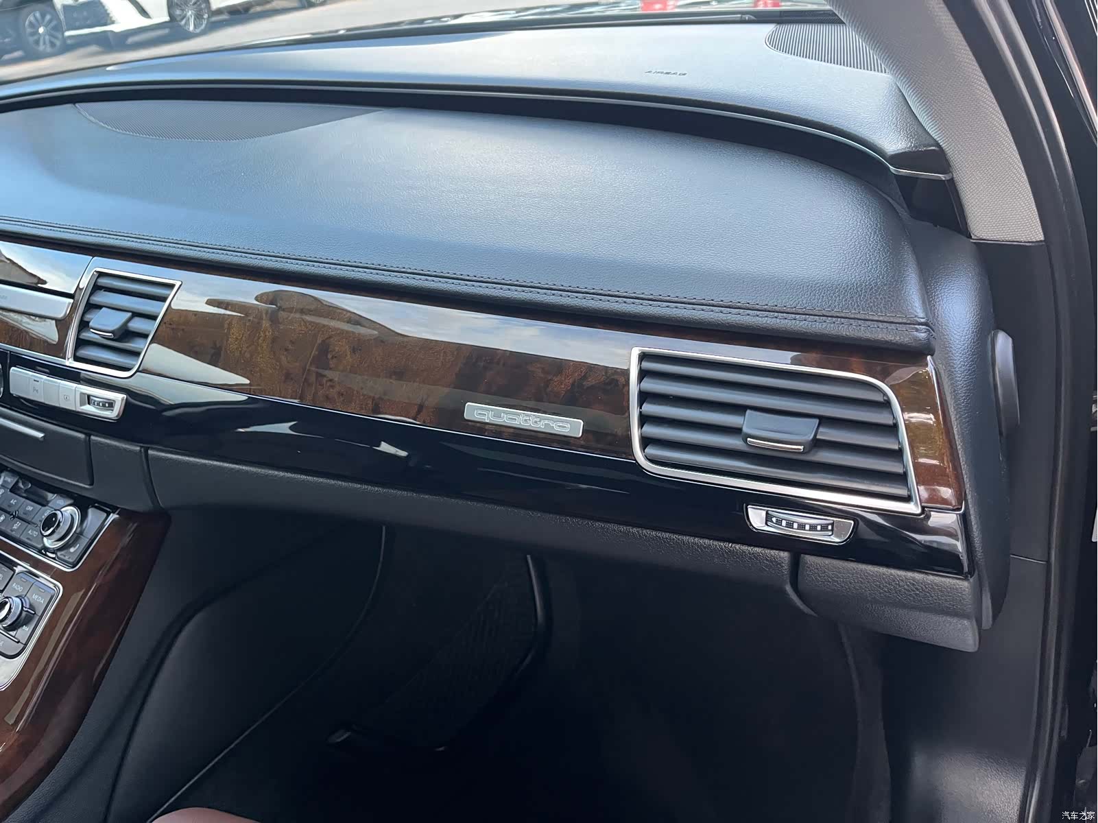Audi A8L, 2016 37