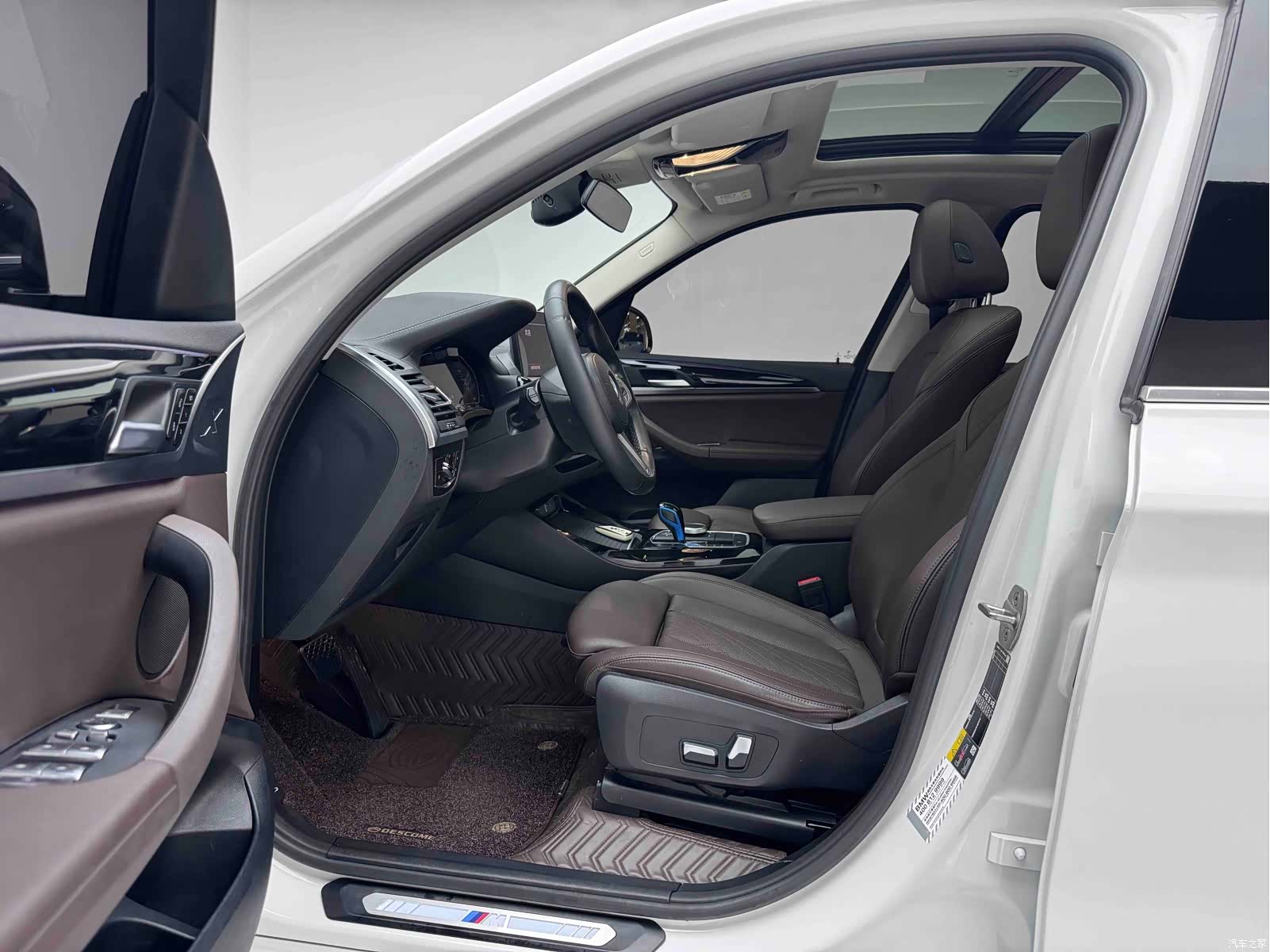 BMW iX3, 2022 8