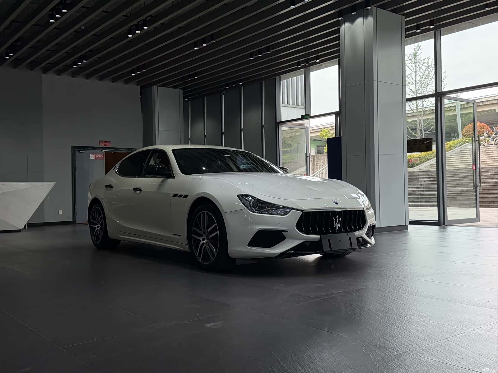 Maserati Ghibli, 2021 3