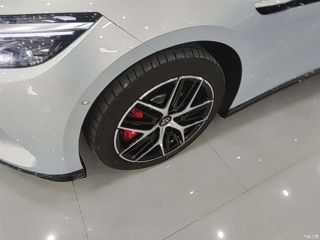 BYD Han, 2025 23