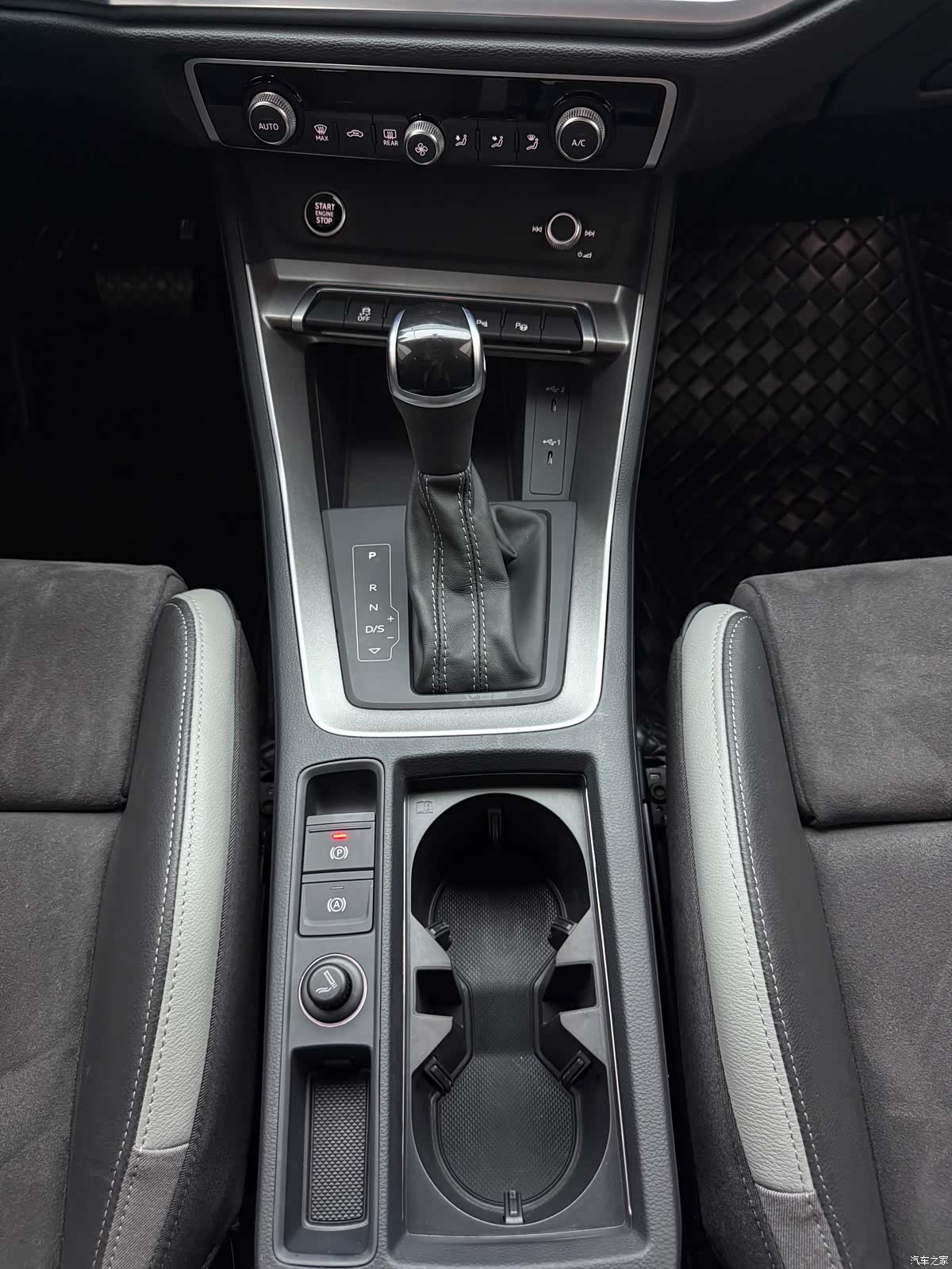 Audi Q3, 2022 12