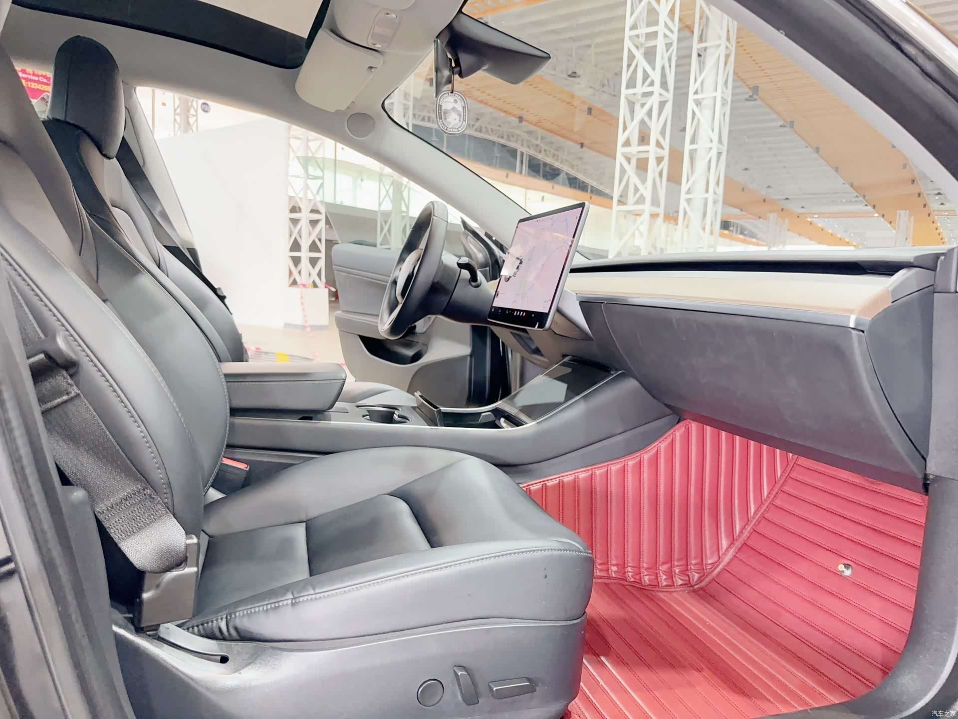 Tesla Model 3, 2020 12