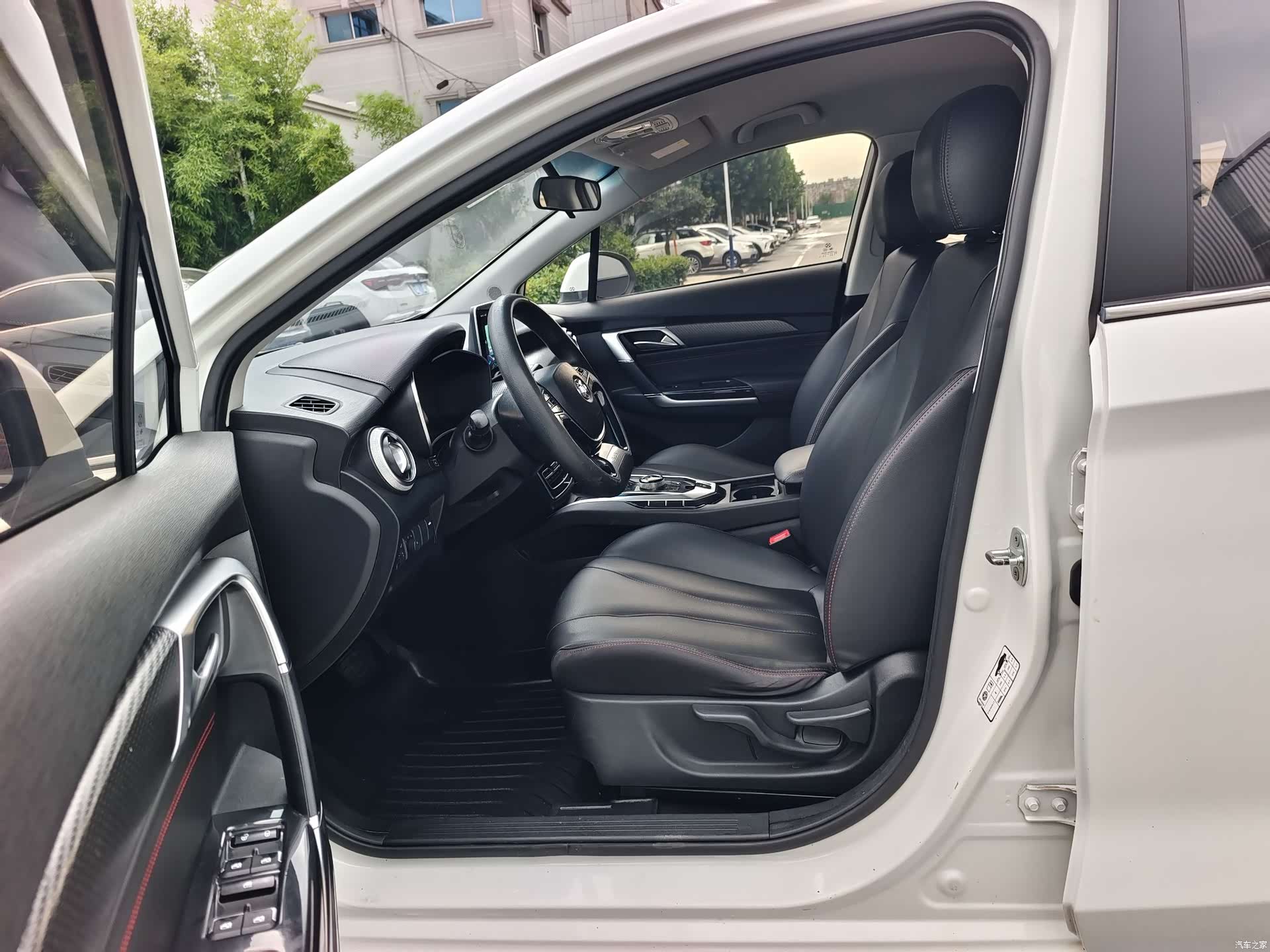 BAIC EU5, 2019 4