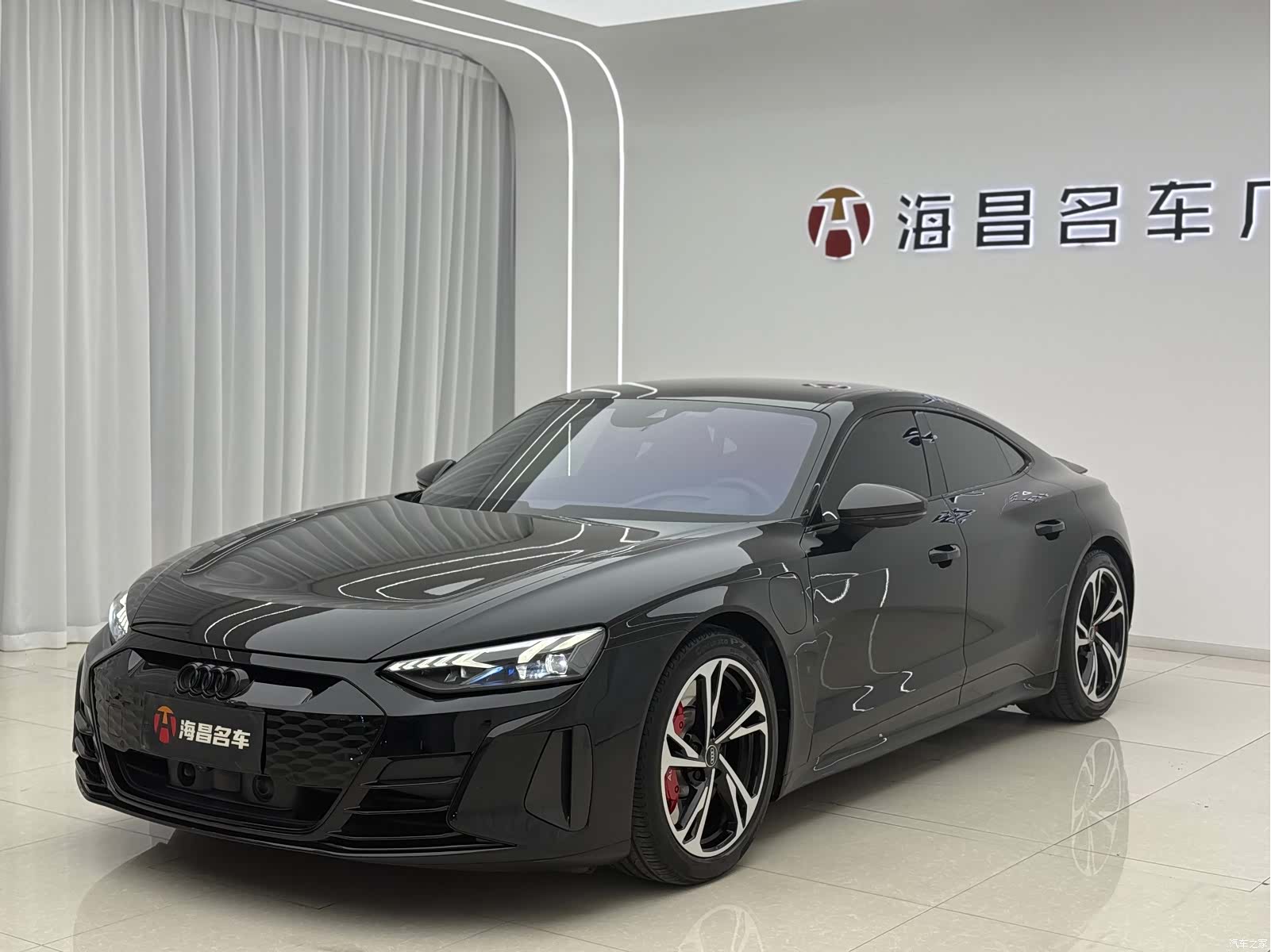 Audi e-tron, 2024 1