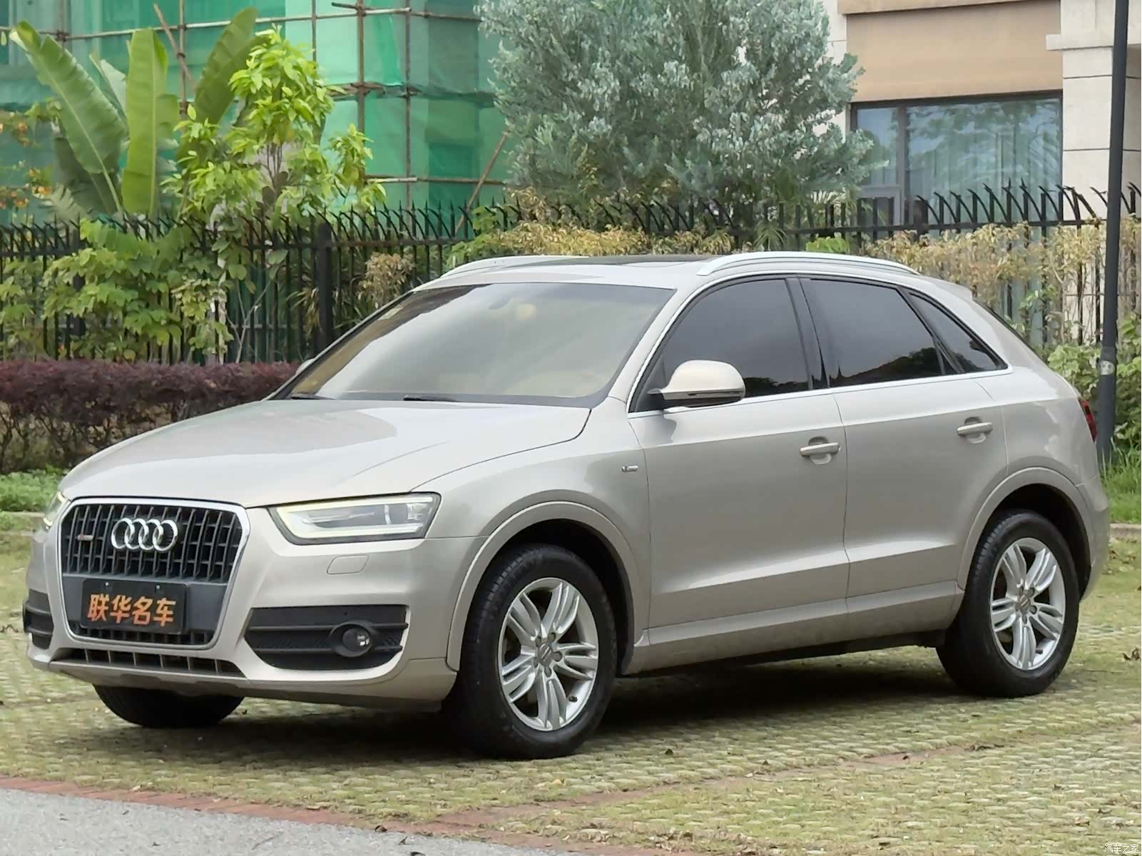 Audi Q3, 2015 3