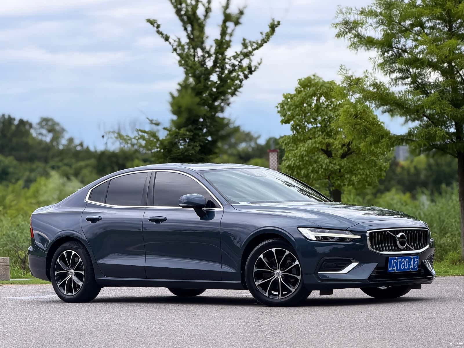 Volvo S60, 2021 3