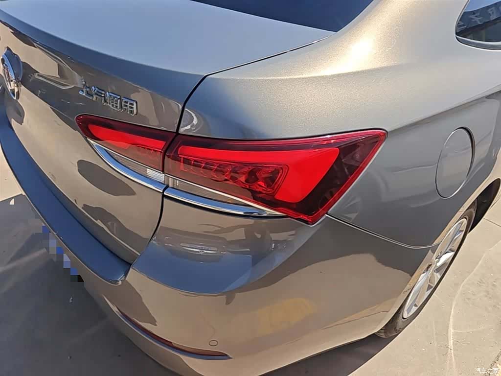 Buick V, 2018 8