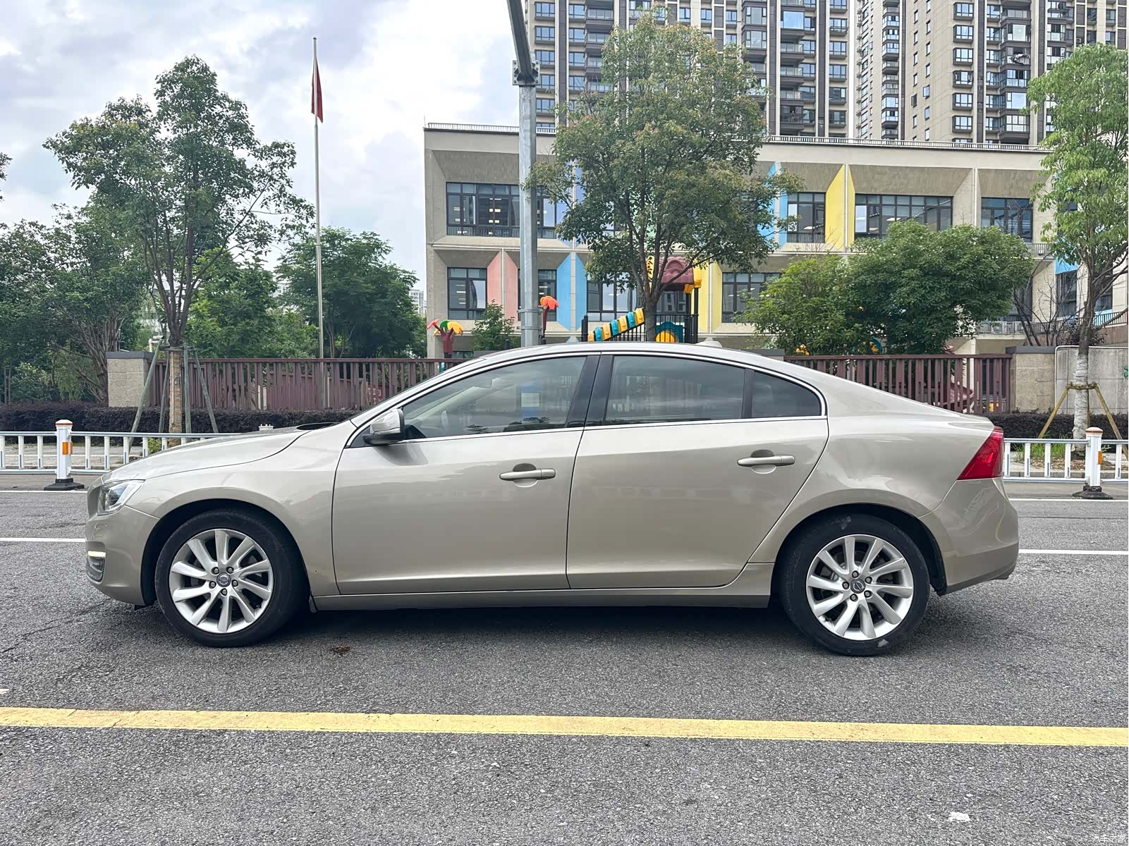 Volvo S60, 2014 3