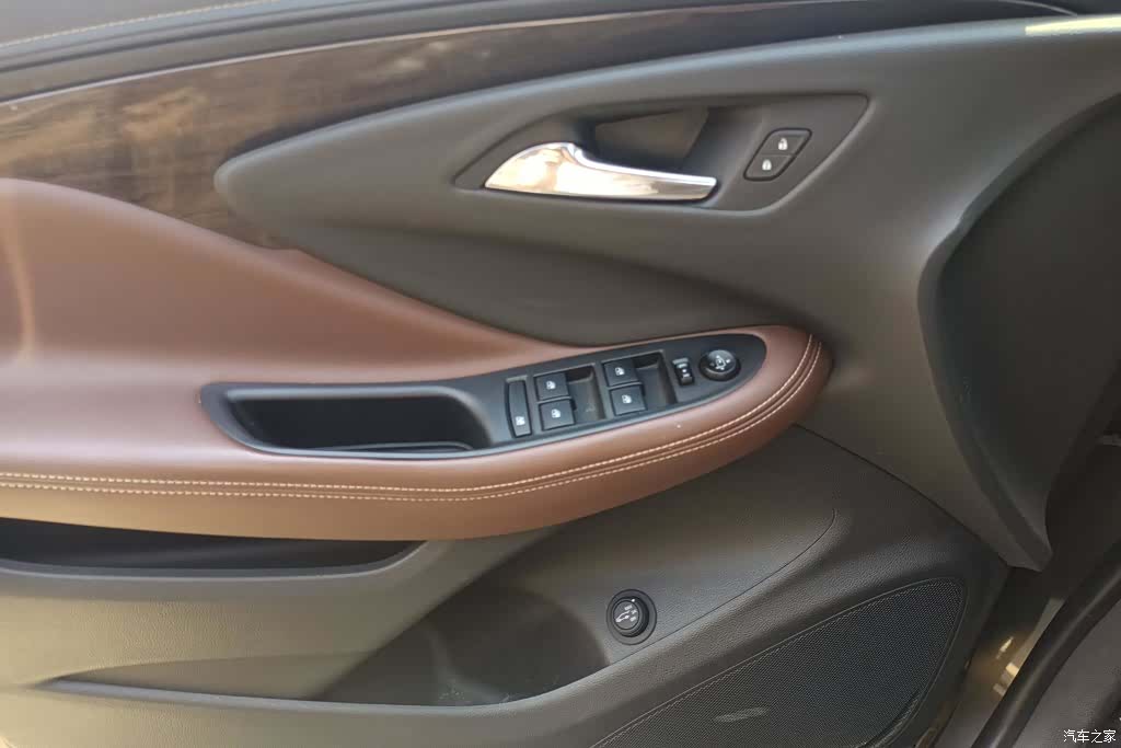 Buick Envision Plus, 2016 7