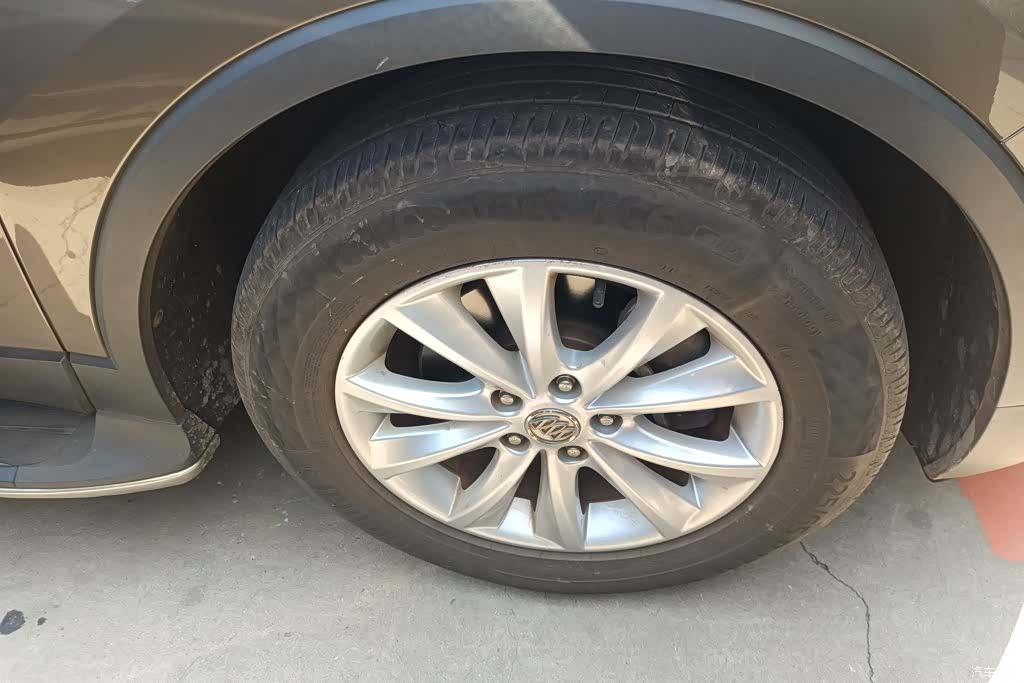 Buick Envision Plus, 2016 6