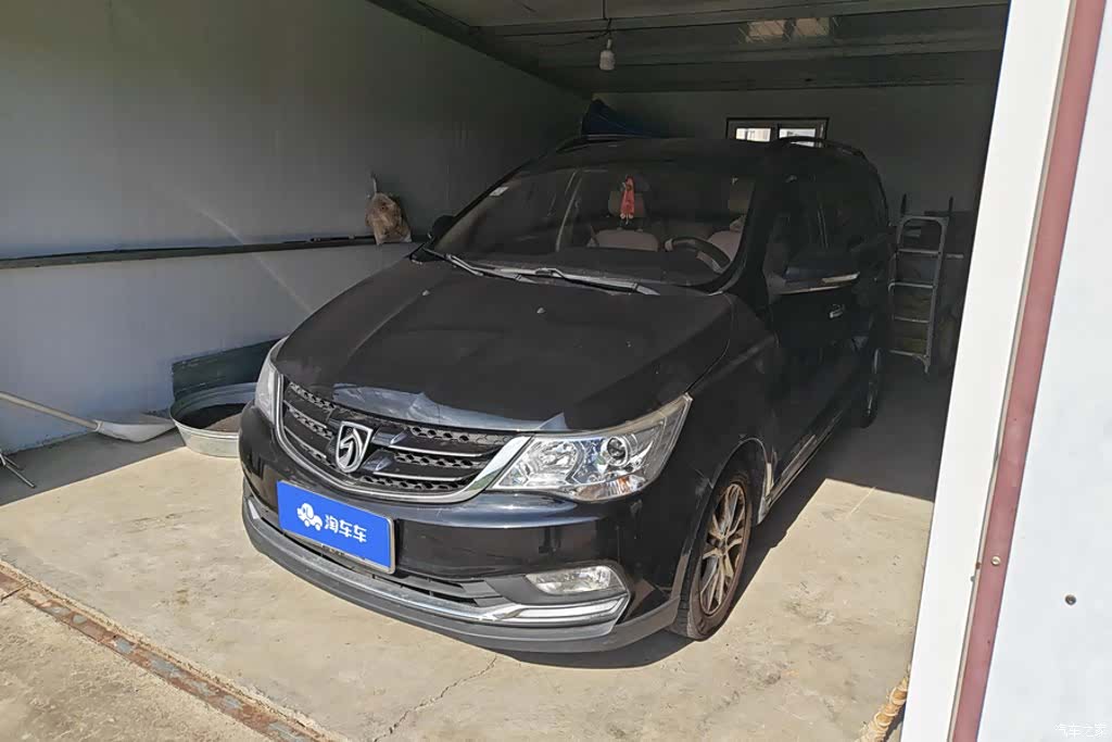 Wuling 730, 2017 1