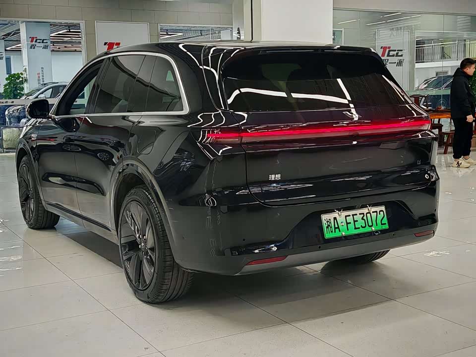 Li Auto Ideal L6