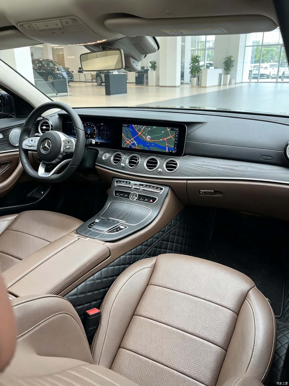 Mercedes-Benz E-Class, 2020 13