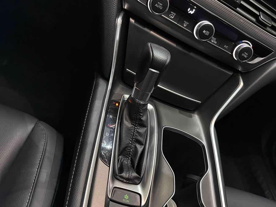 Honda Accord 2021, фото 13