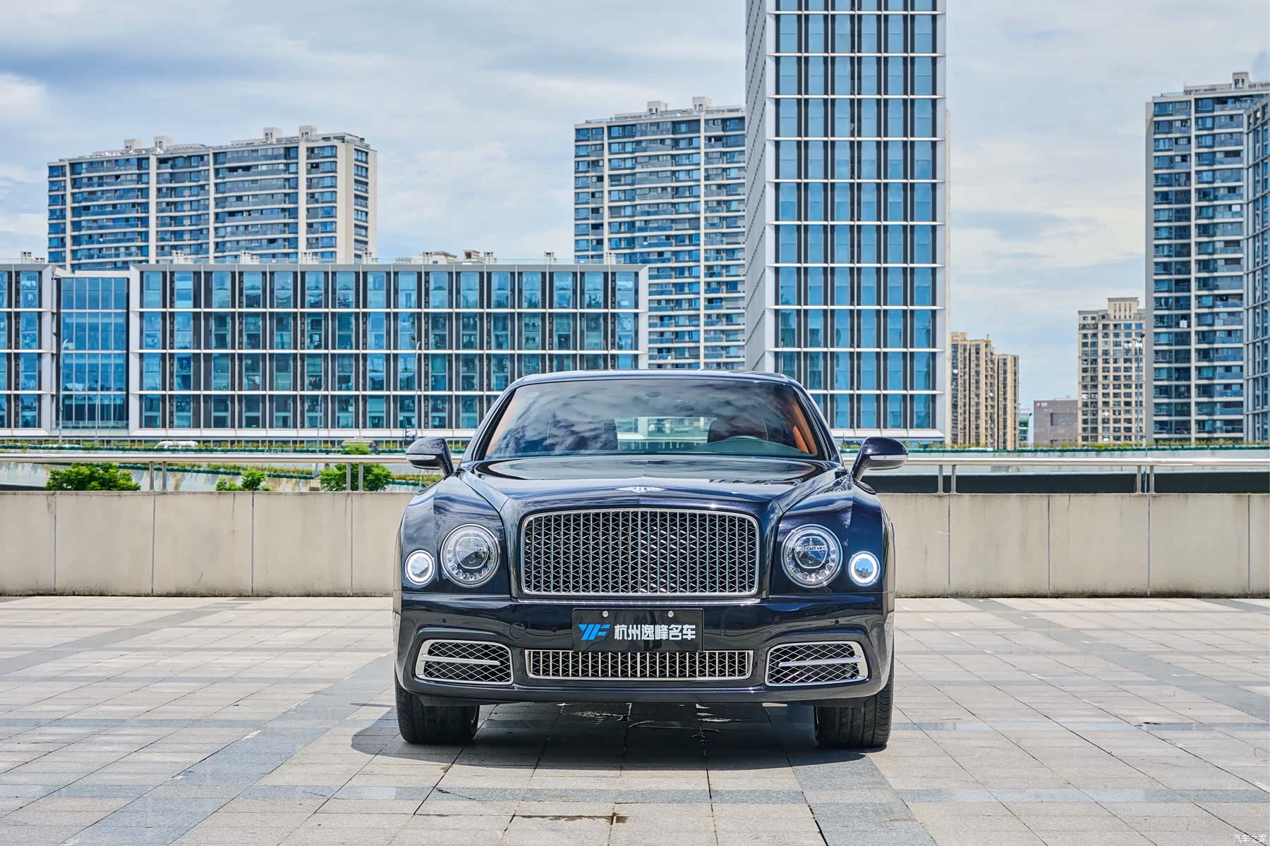 Bentley Mulsanne, 2017 2