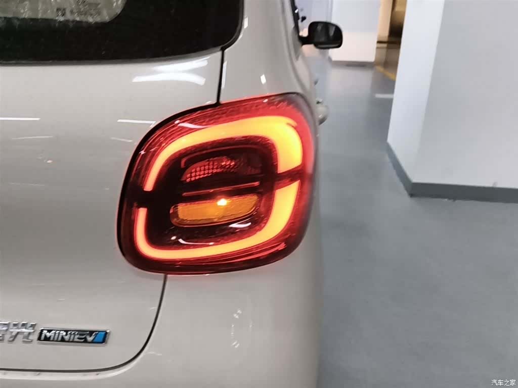 Wuling MINIEV, 2026 8