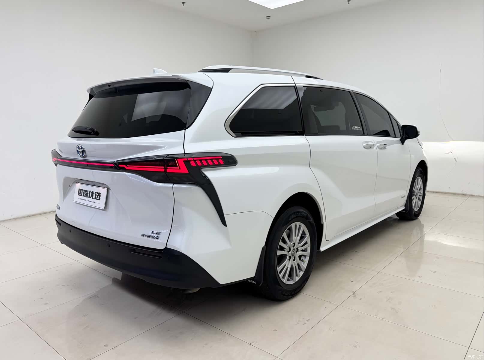 Toyota Sienna, 2022 6