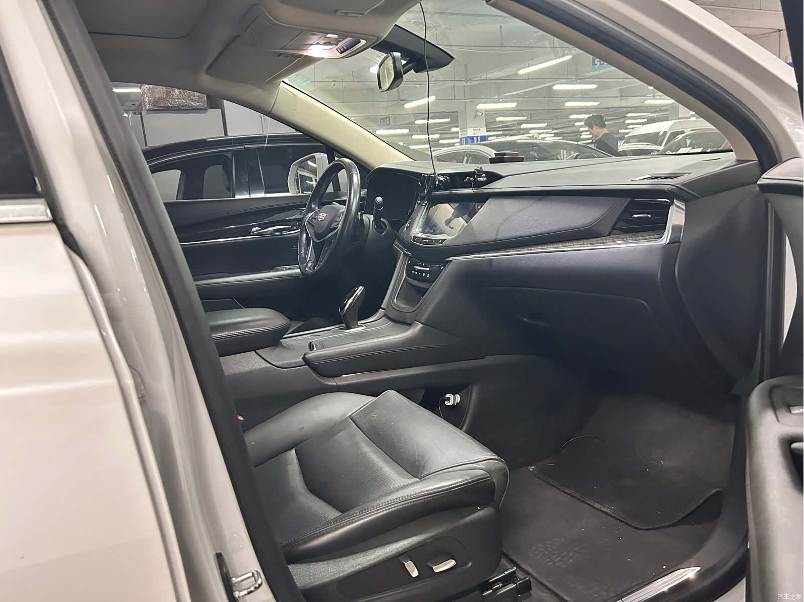 Cadillac XT5, 2016 6