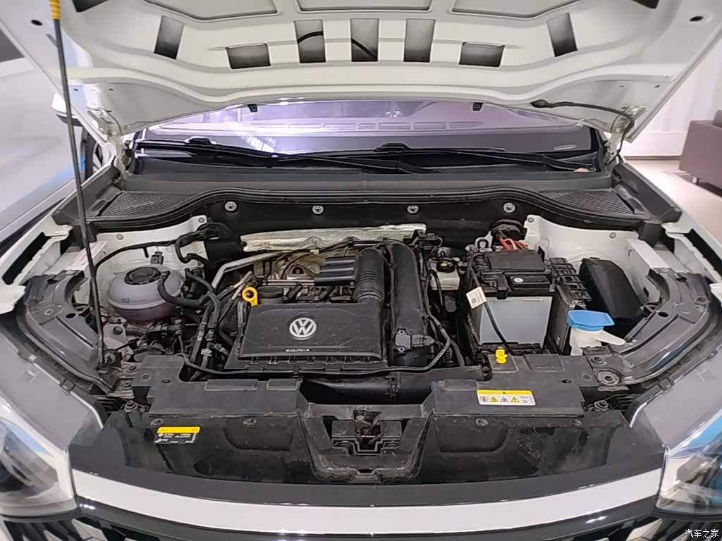 Volkswagen VS7, 2023 20
