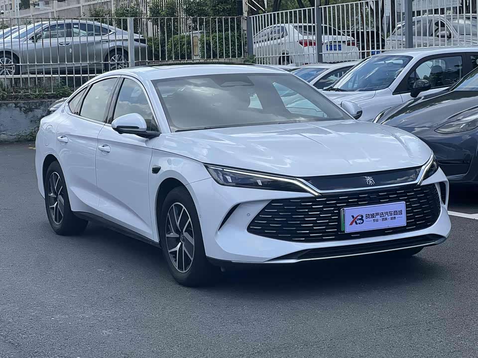 BYD Qin L BYD Qin L