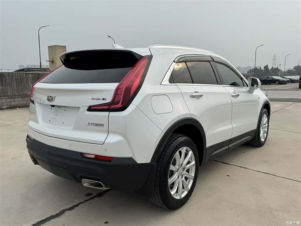 Cadillac XT4, 2022 14