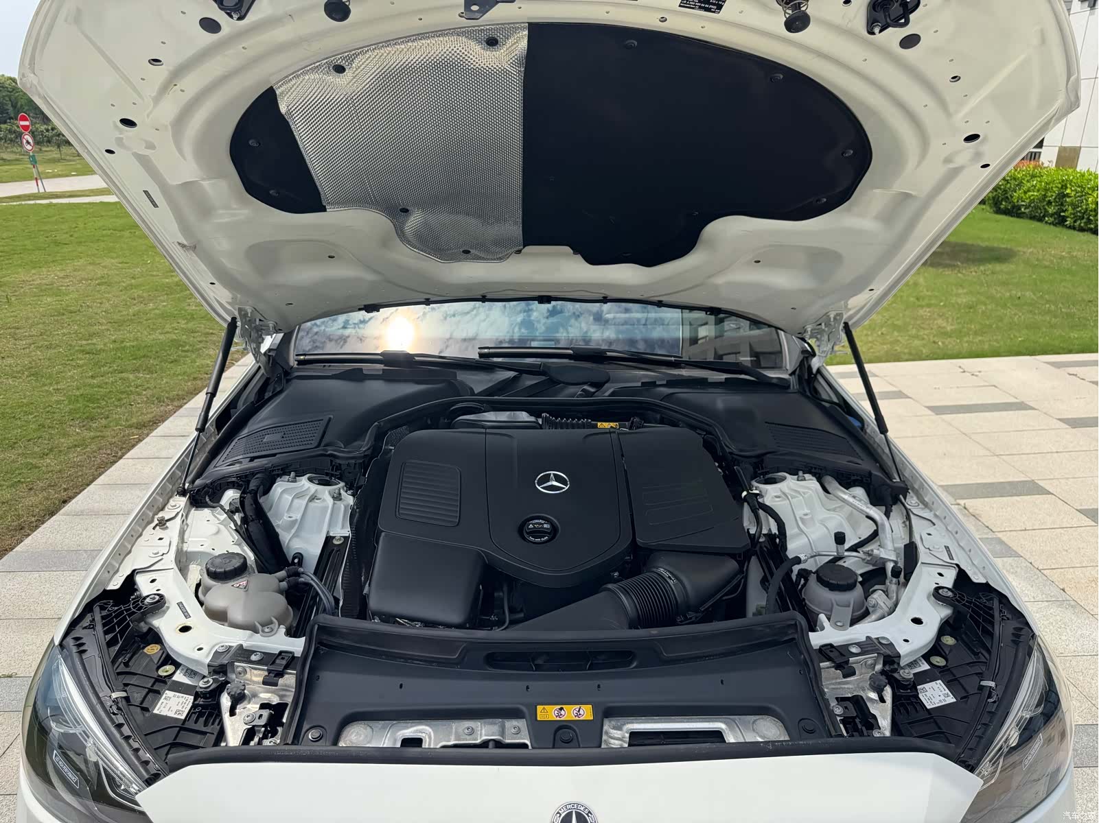 Mercedes-Benz C-Class, 2023 28