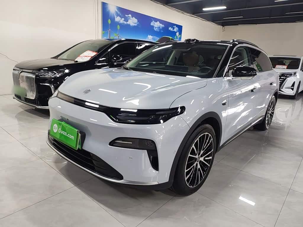Leapmotor C11
