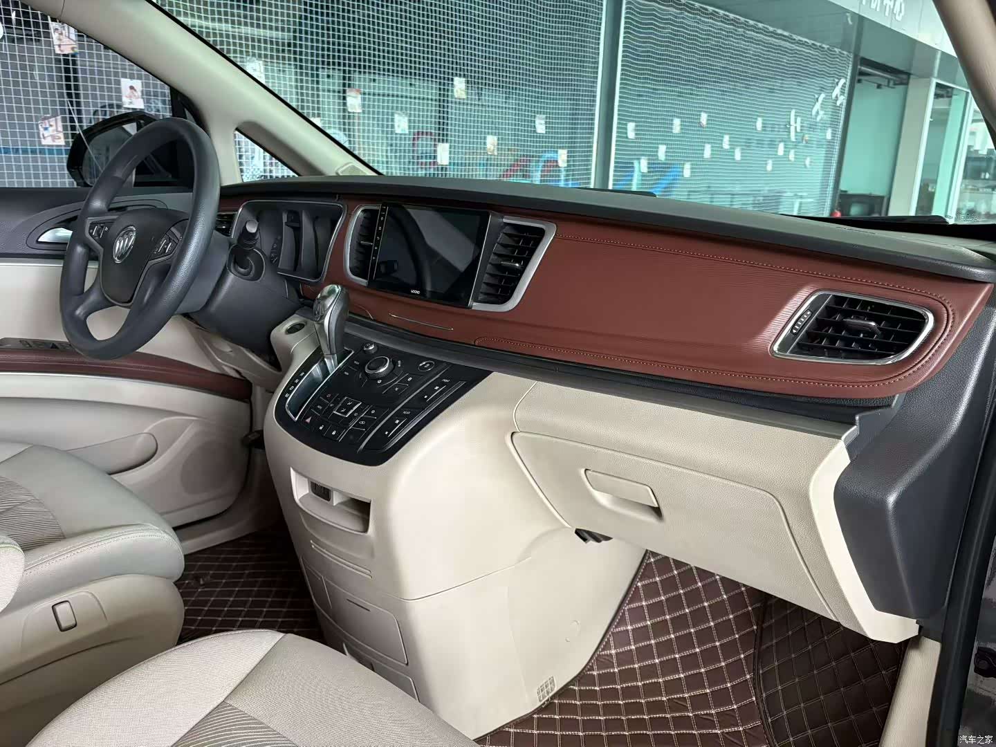 Buick GL8, 2020 11
