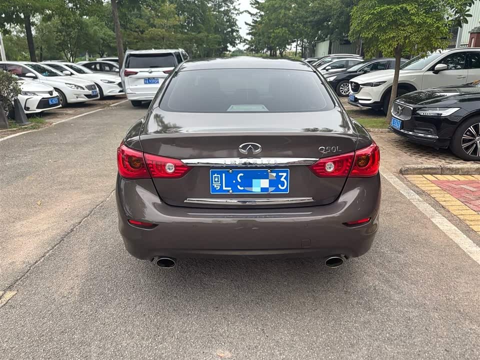 Infiniti Q50L Infiniti Q50L