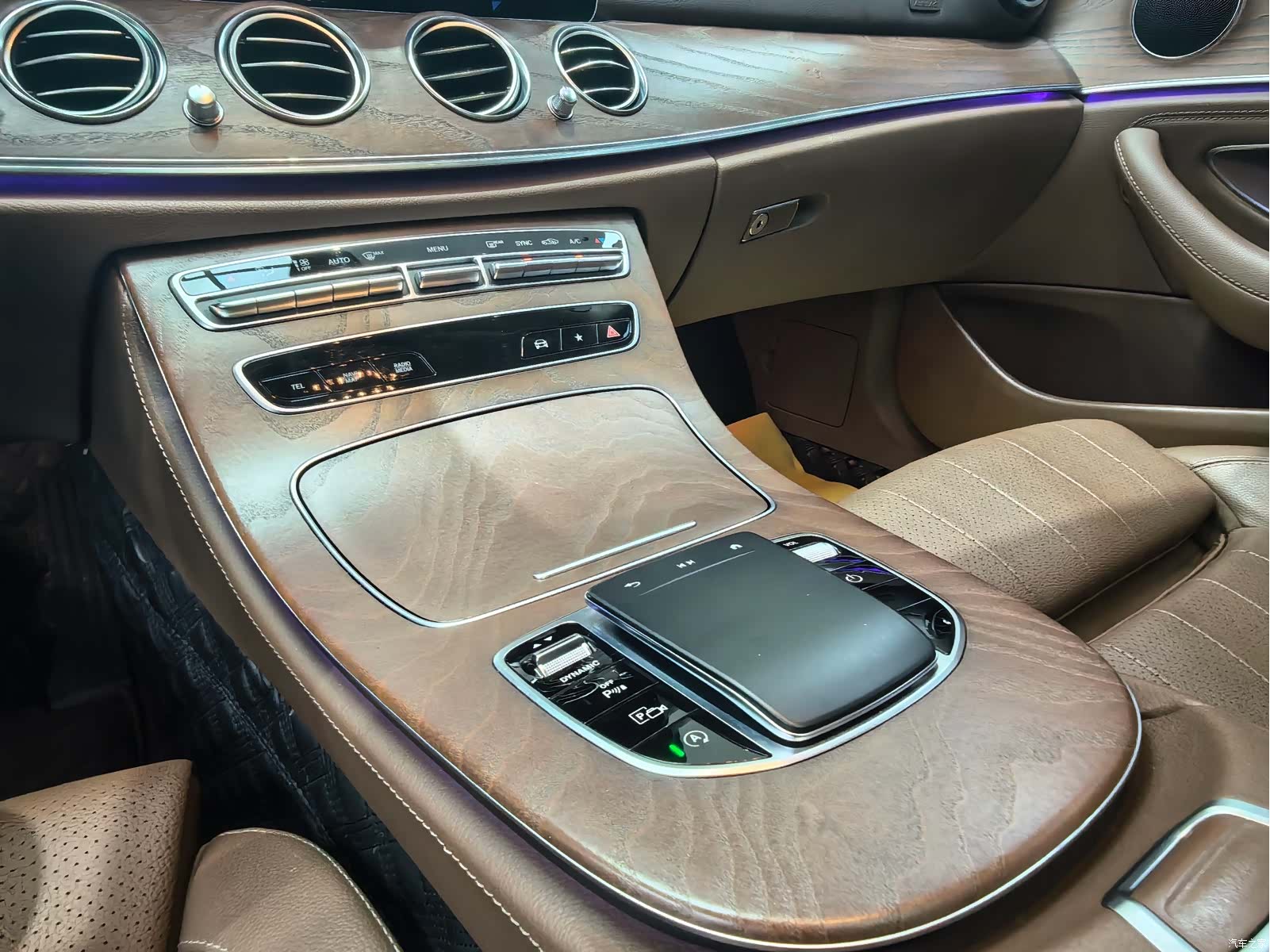 Mercedes-Benz E-Class, 2023 все фото