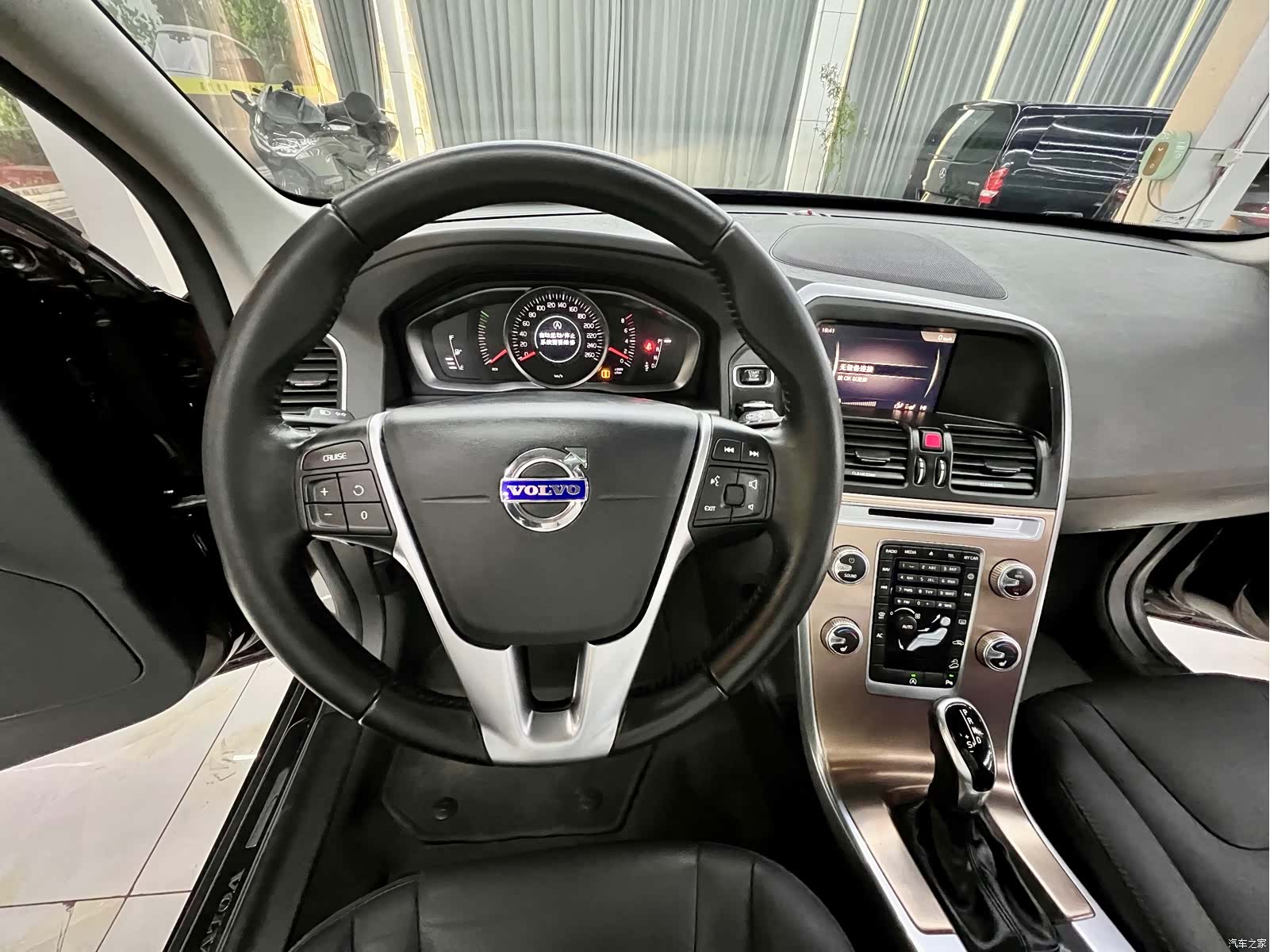 Volvo XC60, 2017 11