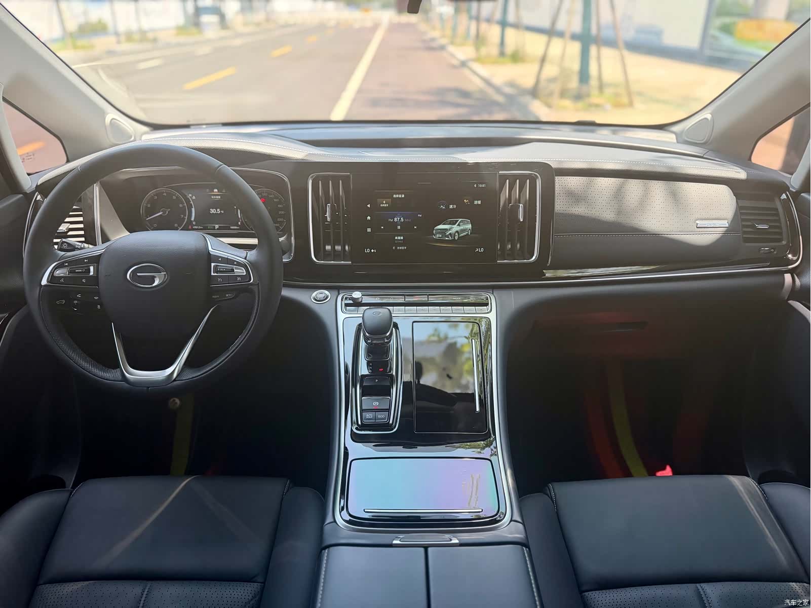 Trumpchi M8, 2021 11