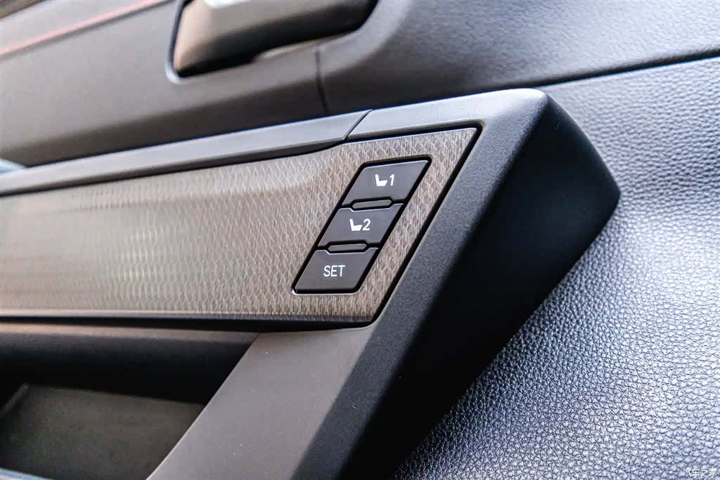 Toyota Sequoia, 2023 15