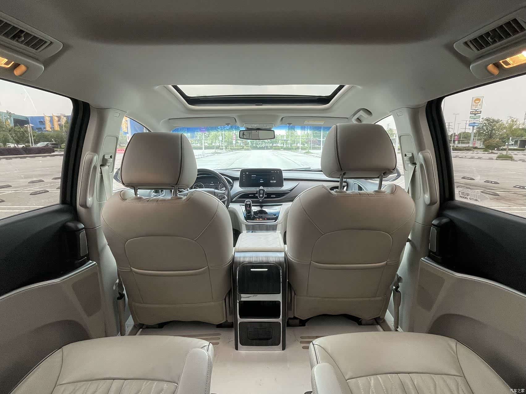 Buick GL8, 2022 12