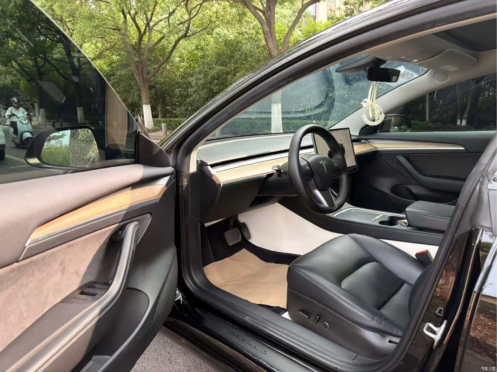 Tesla Model 3, 2022 7