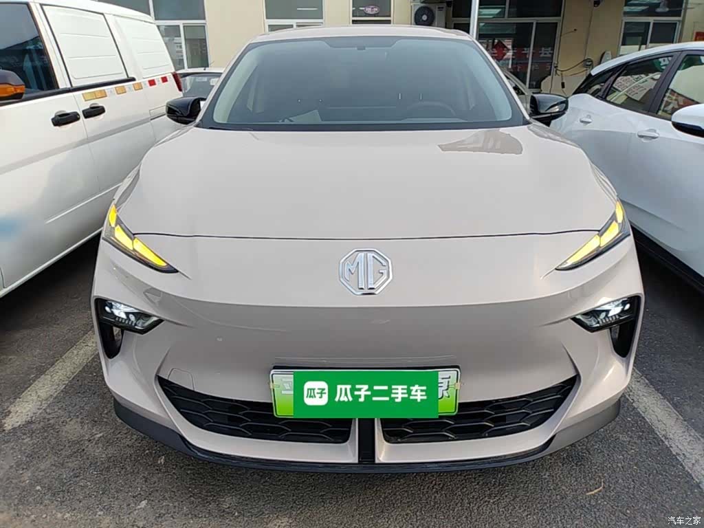 MG ES5, 2025 3