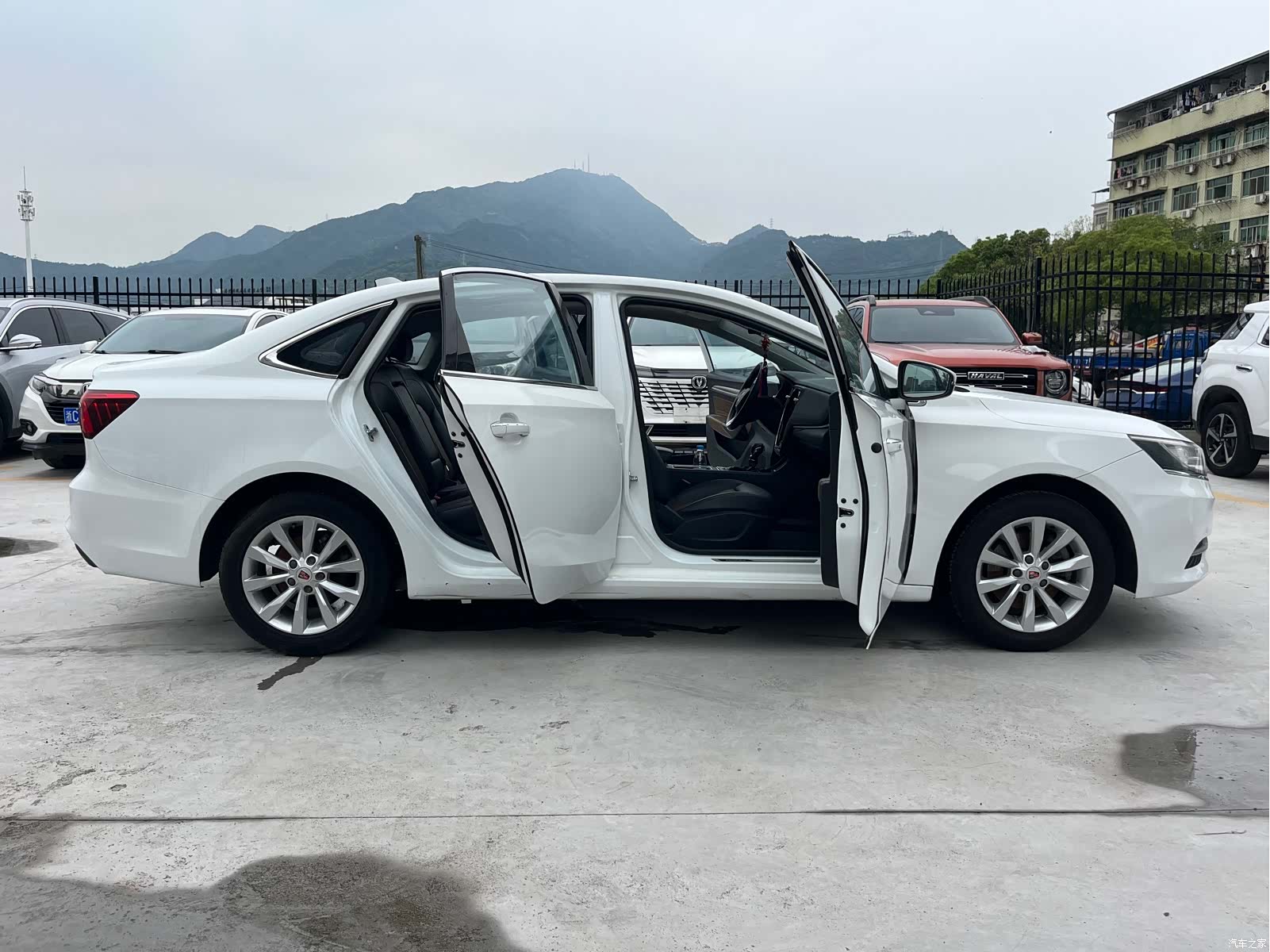 Roewe i6, 2018 12