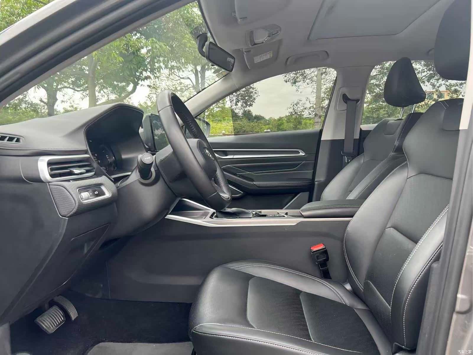 Geely Emgrand, 2022 6