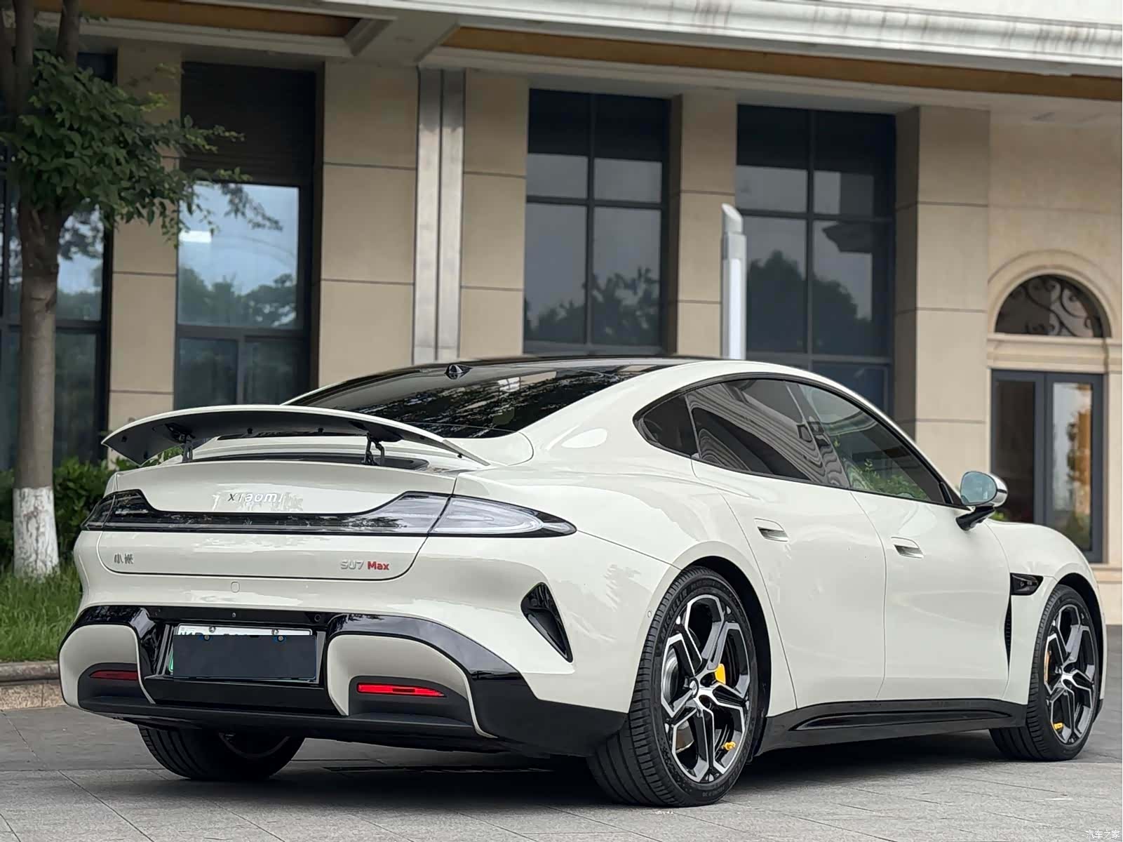 Xiaomi SU7, 2025 18