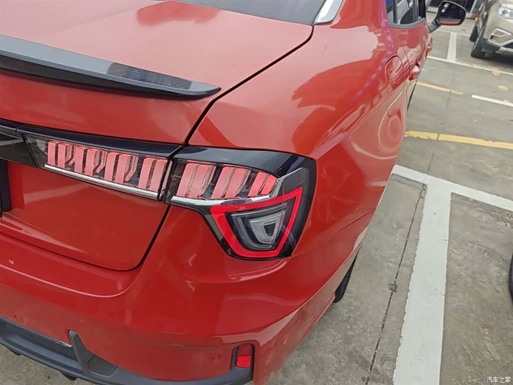 Lynk & Co 01, 2019 8