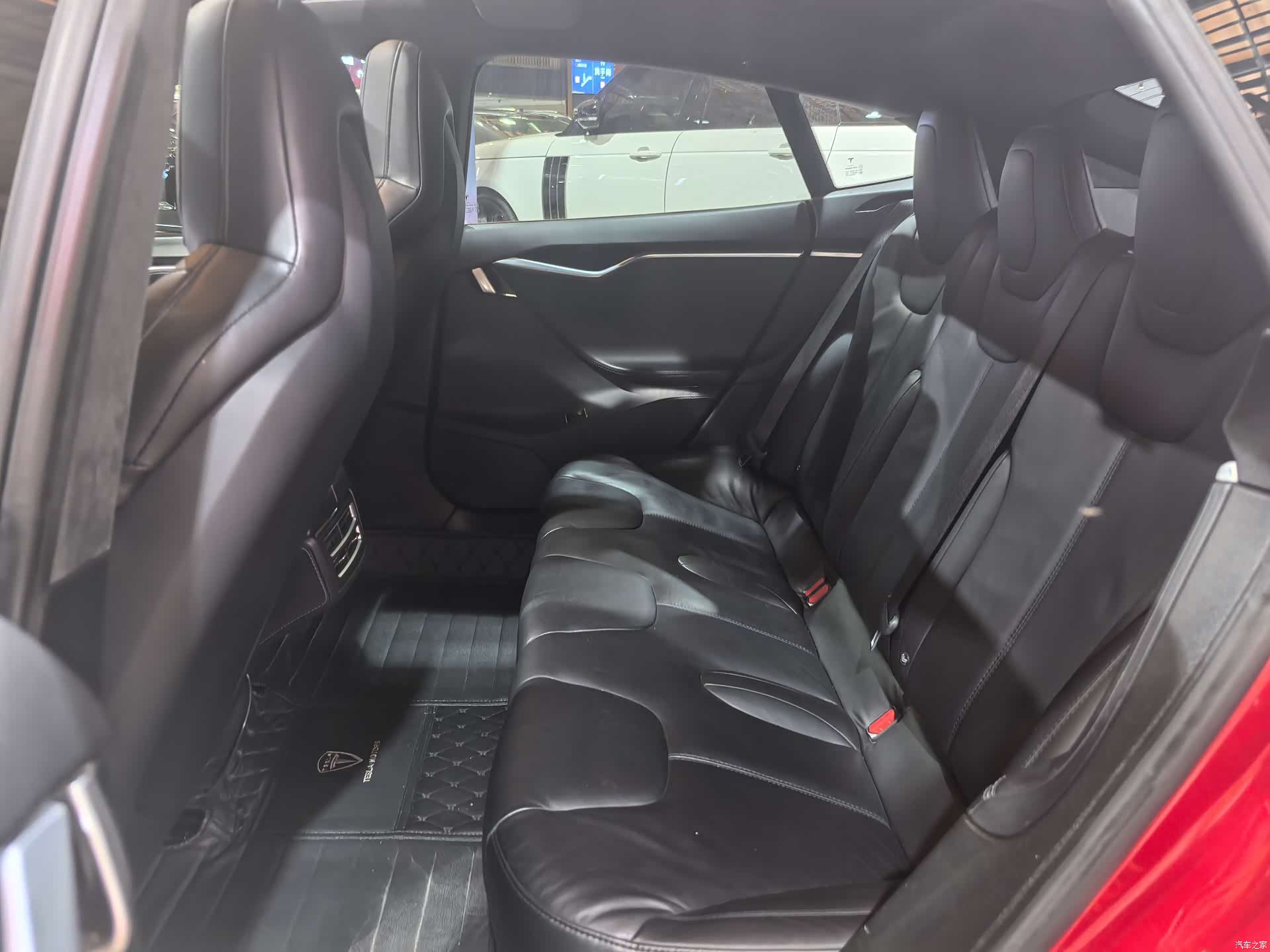 Tesla Model S, 2017 11