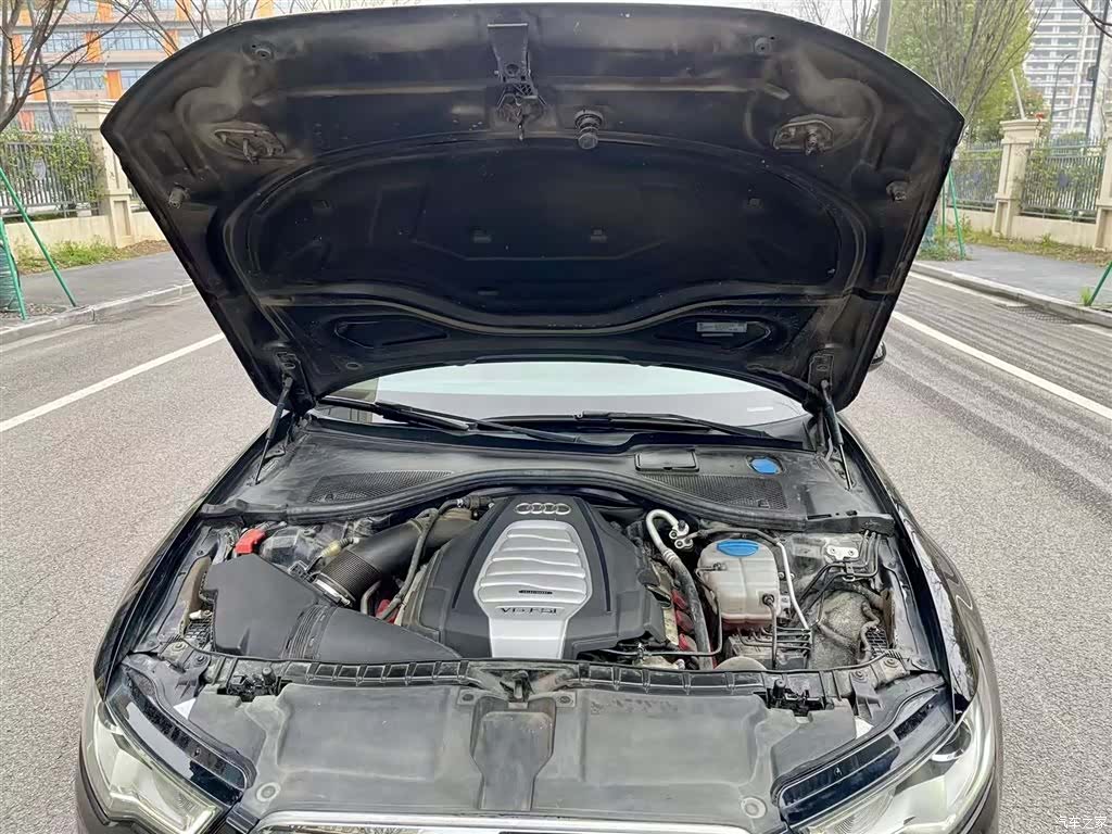 Audi A6L, 2015 10