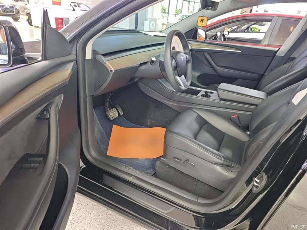 Tesla Model Y, 2021 16
