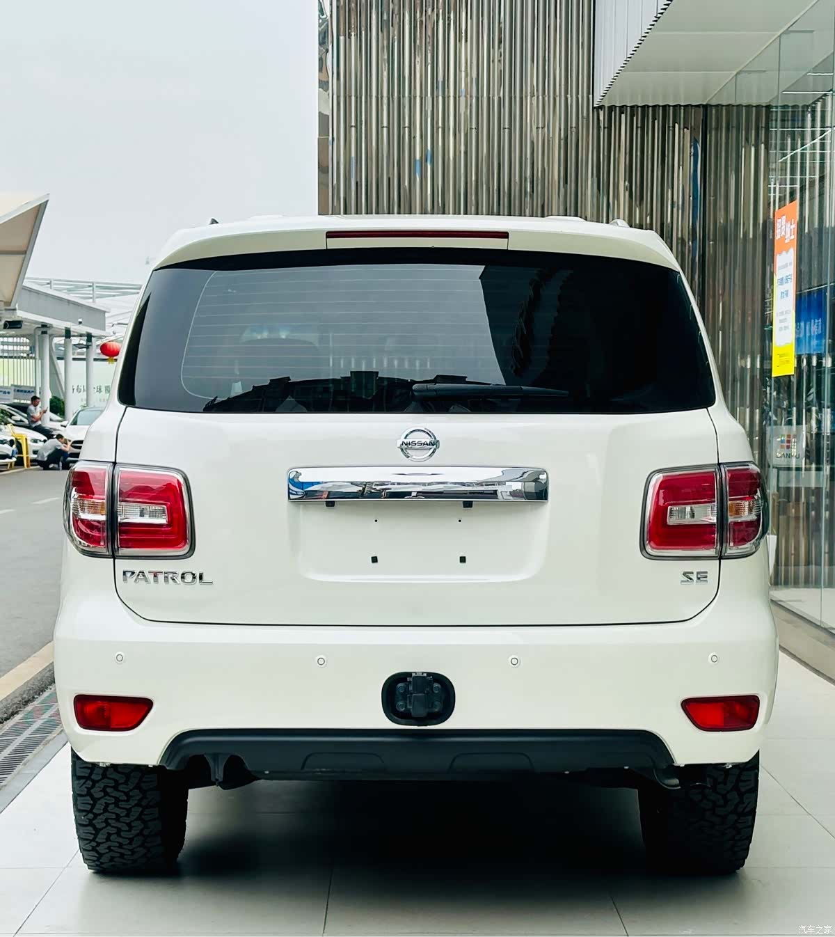 Nissan Patrol, 2017 3