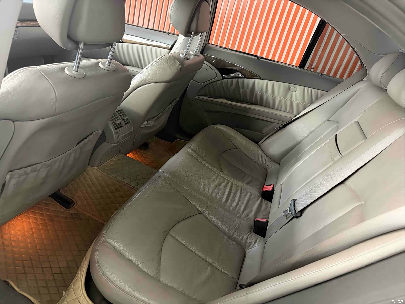 Mercedes-Benz E-Class, 2009 все фото