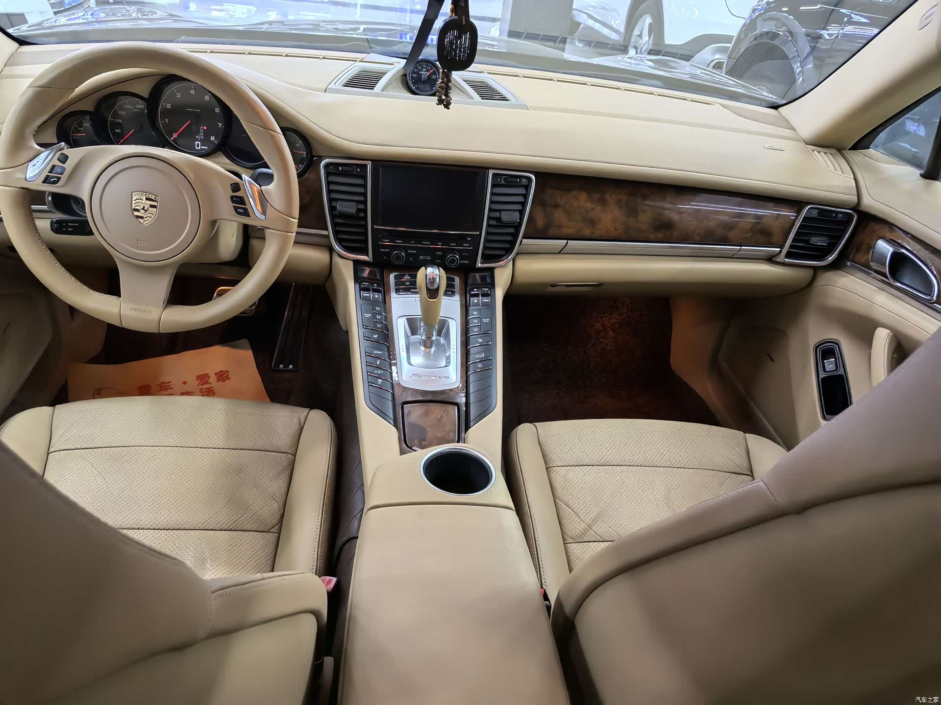 Porsche Panamera, 2012 8